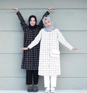 model fashion hijab casual